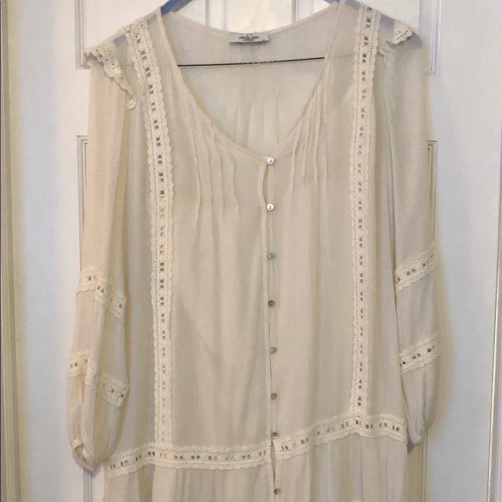 Carly Jean Los Angeles Lacey Dress